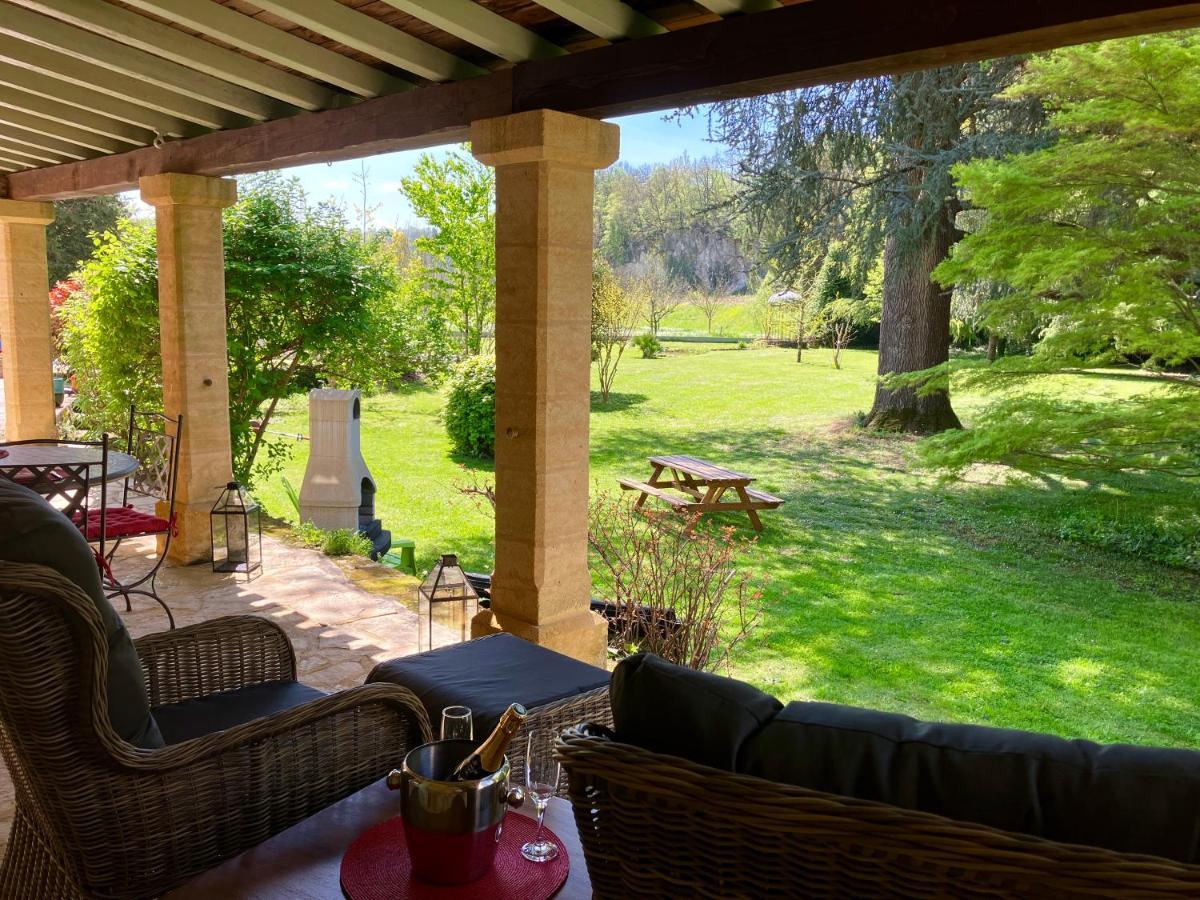 Le Petit Chateau - Adults Only Property Le Bugue Exterior photo